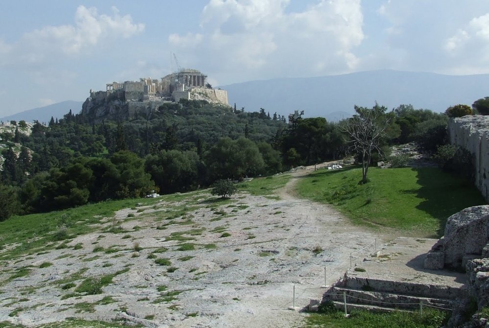 Вид с холма на акрополь