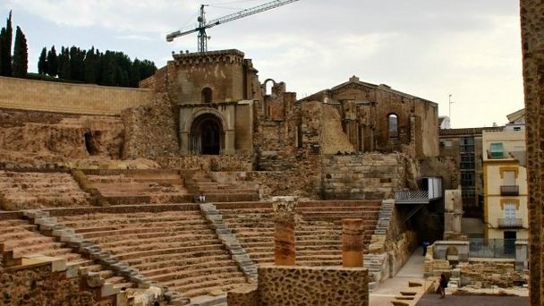 Руины Романского римского театра